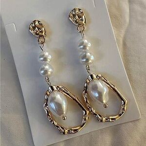 Elegant 14k yellow gold plated Natural Pearl Earrings